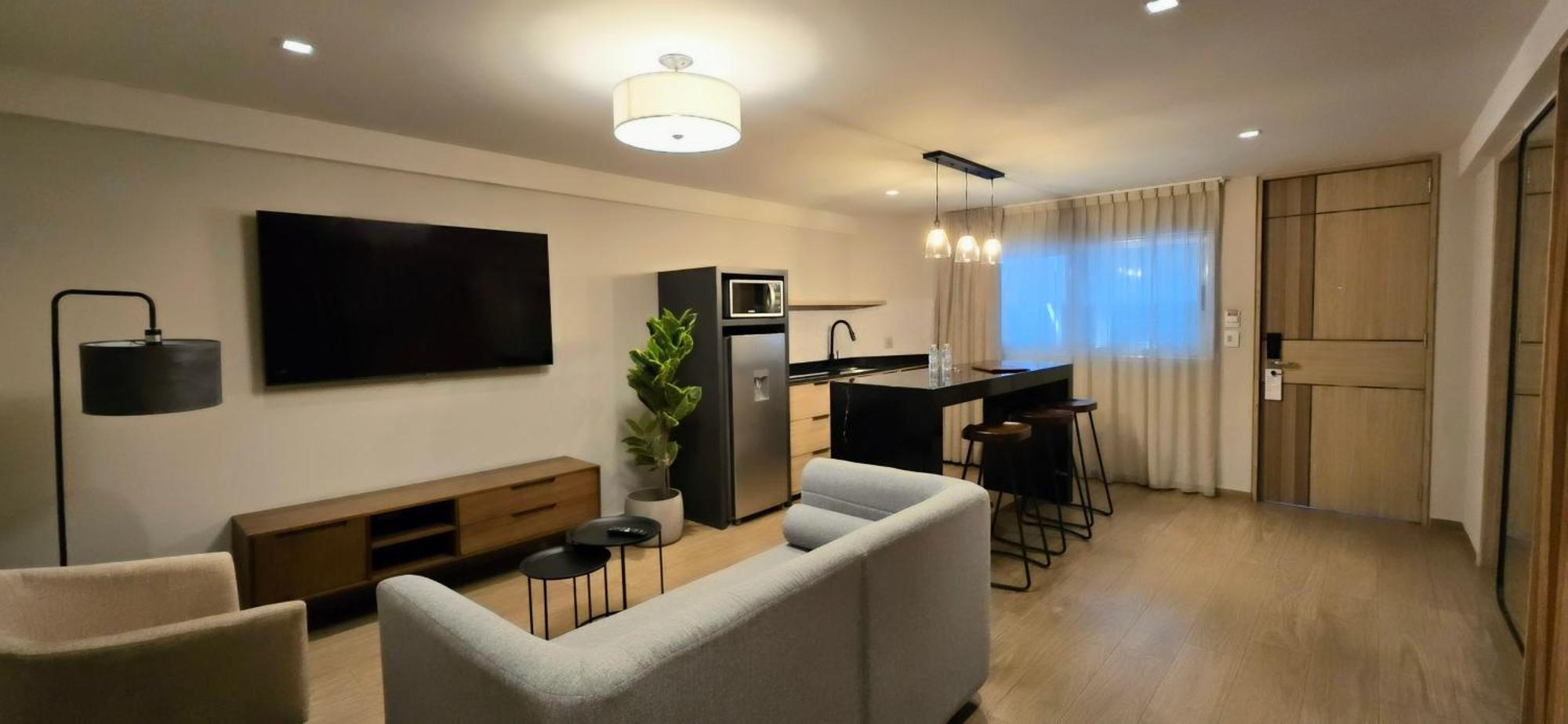Ramada By Wyndham Mexico City Santa Fe Екстериор снимка
